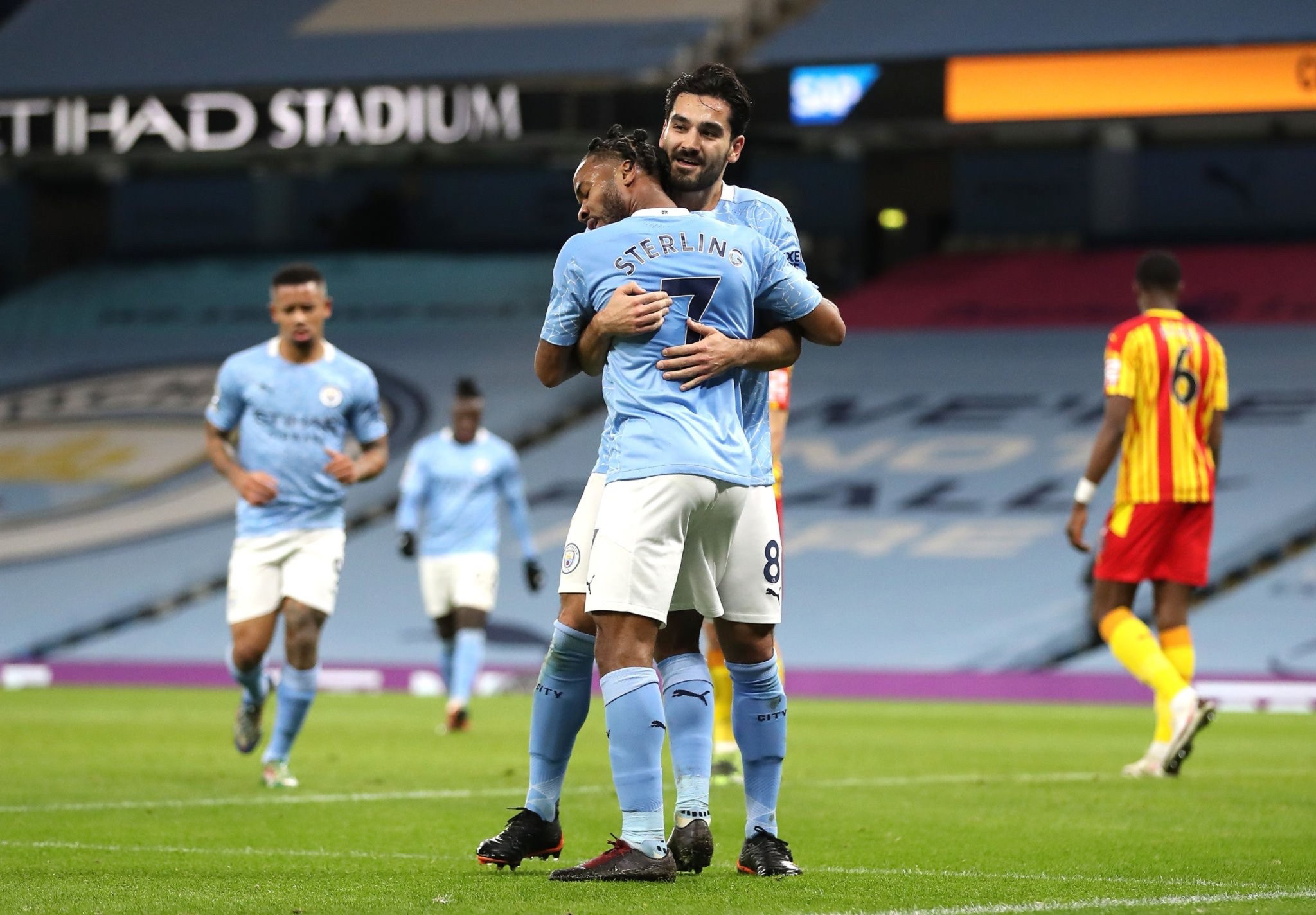 方面都有自 方面都有自